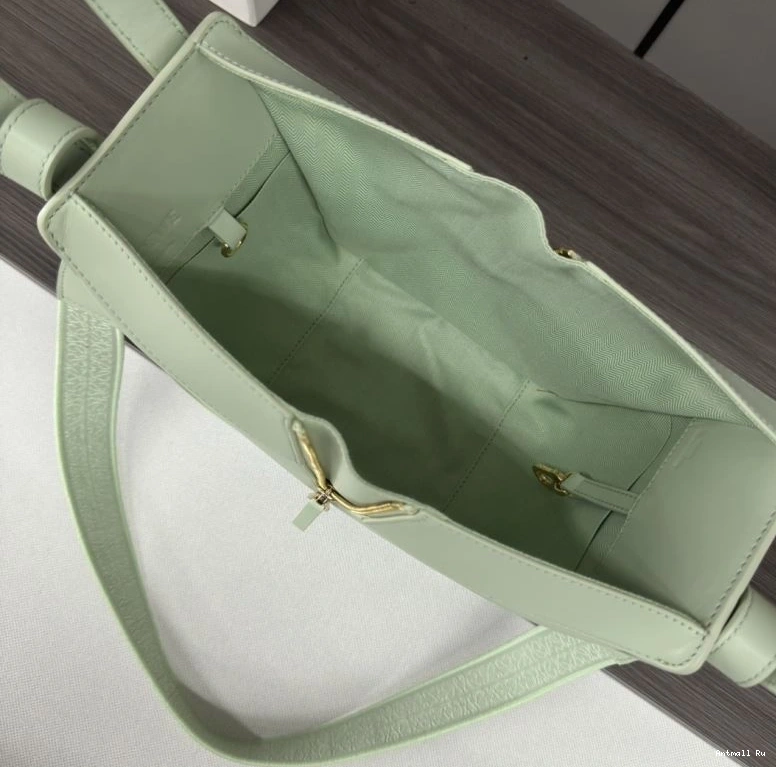 Loewe Reliable Bags 73351 Hammock 0727
